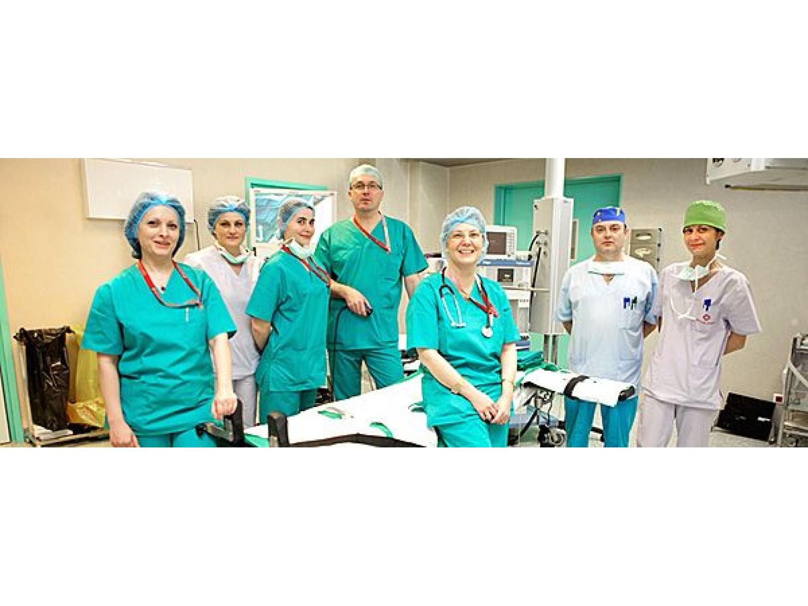 BariClinic - Chirurgia Laparoscopica - echipa-mare.jpg