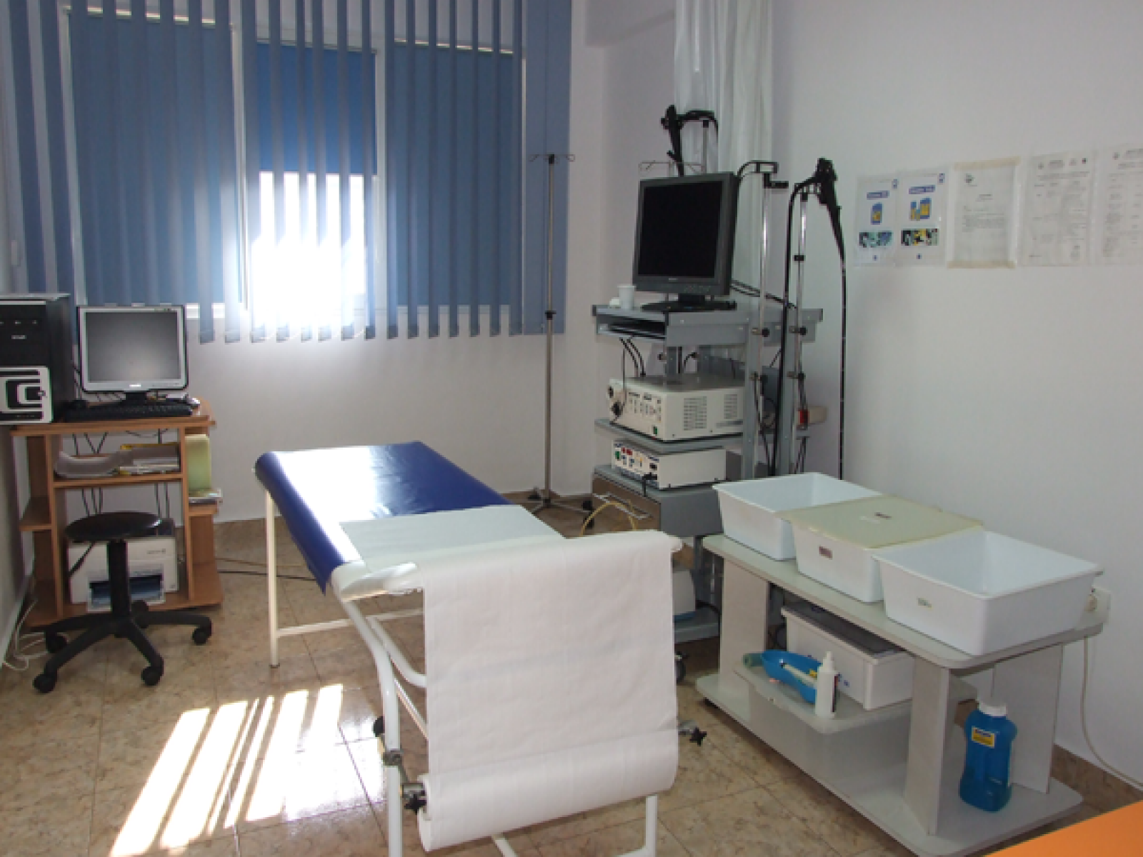 MEDSTAR General Hospital - cabinet-endoscopie-colonoscopie.png