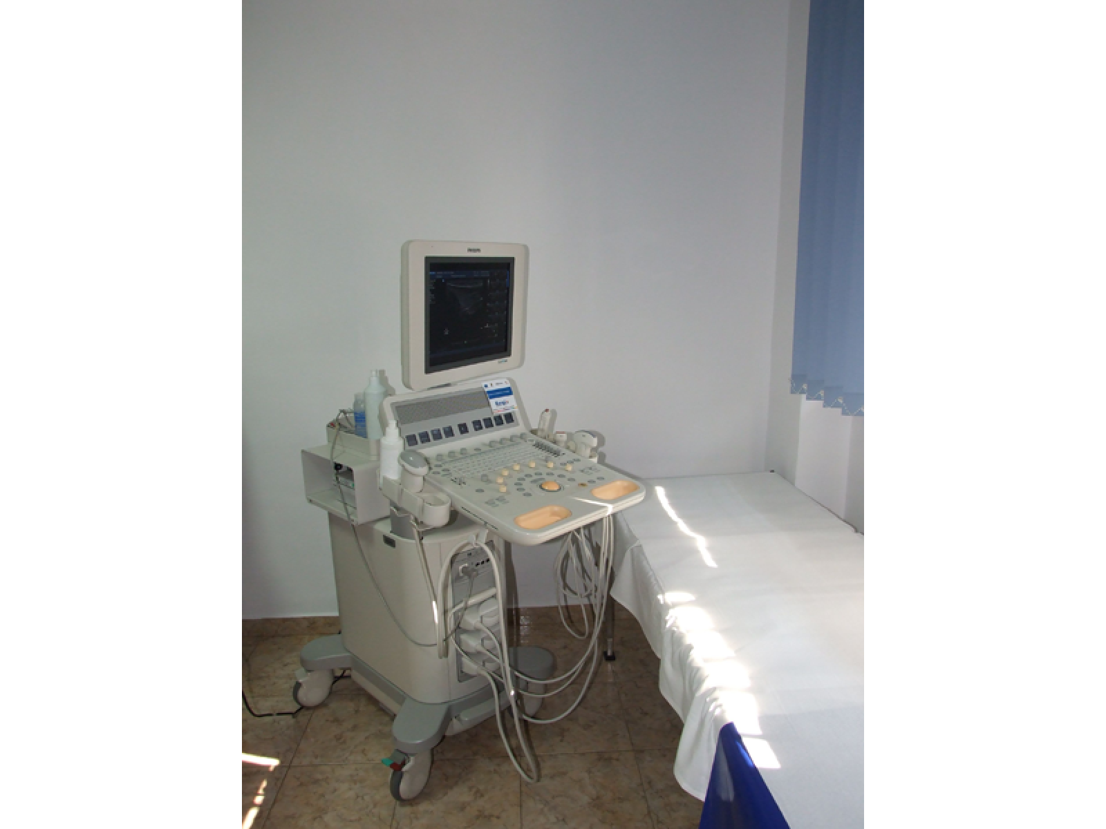 MEDSTAR General Hospital - cardiologie-ecograf-1.png