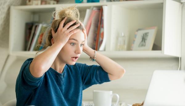 Catastrofizarea: De ce exageram problemele si cum putem sa ne schimbam perspectiva Catastrofizarea: De ce exageram problemele si cum putem sa ne schimbam perspectiva