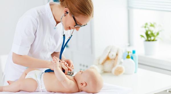 Investigatii medicale recomandate in primul an de viata al bebelusului Investigatii medicale recomandate in primul an de viata al bebelusului