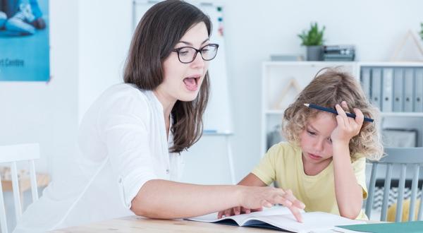Cum sa sprijiniti copilul cu deficiente de invatare Cum sa sprijiniti copilul cu deficiente de invatare
