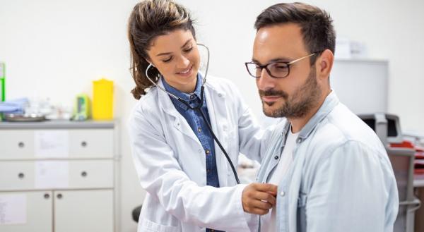 Ce afectiuni ascunde durerea toracica non-cardiaca Ce afectiuni ascunde durerea toracica non-cardiaca