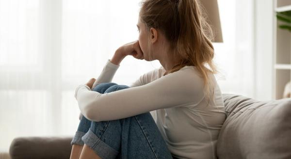 Se poate vindeca anxietatea? ne raspunde la intrebari psihoterapeut Lavina Stoian Se poate vindeca anxietatea? ne raspunde la intrebari psihoterapeut Lavina Stoian