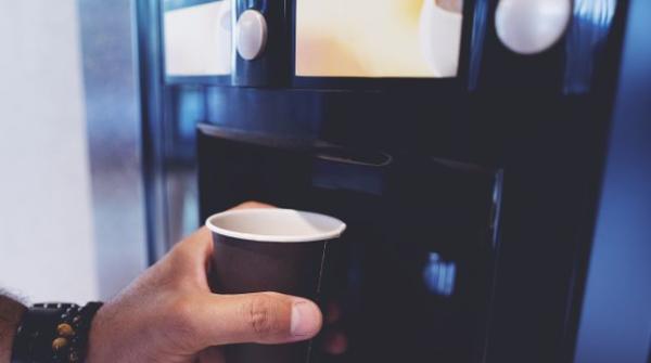 Aparatele de cafea – focar de infectie? Aparatele de cafea – focar de infectie?
