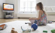 Exista o legatura intre privitul la televizor si autism?