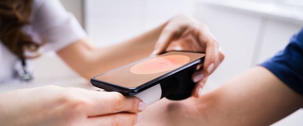 Cancerul de piele poate fi prevenit respectand cateva reguli simple Cancerul de piele poate fi prevenit respectand cateva reguli simple