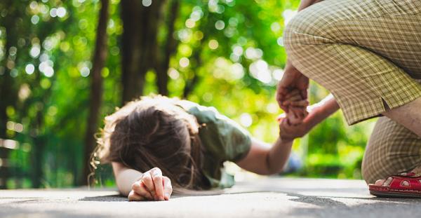 Primul ajutor in cazul unei crize epileptice Primul ajutor in cazul unei crize epileptice