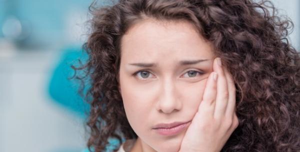 Gingivostomatita: cand apelam la doctor? Gingivostomatita: cand apelam la doctor?
