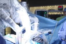 Interventii chirurgicale minim invazive cu ajutorul chirurgiei robotice