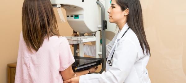 Ce este mamografia si de ce avem nevoie de ea? Interviu cu Dr. Andreea Lefter, medic specialist radiologie si imagistica medicala Ce este mamografia si de ce avem nevoie de ea? Interviu cu Dr. Andreea Lefter, medic specialist radiologie si imagistica medicala