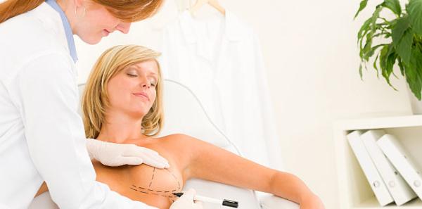 Mamoplastia de reductie Mamoplastia de reductie