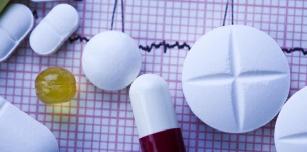 Ce bauturi si alimente interactioneaza cu medicamentele Ce bauturi si alimente interactioneaza cu medicamentele