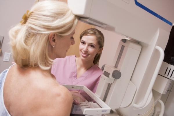 Ectazia ductelor mamare - simptome asemanatoare cu cele ale cancerului de san Ectazia ductelor mamare - simptome asemanatoare cu cele ale cancerului de san