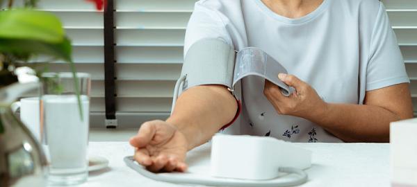 Cum sa iti monitorizezi tensiunea arteriala acasa la tine Cum sa iti monitorizezi tensiunea arteriala acasa la tine
