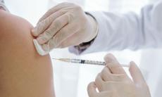 Vaccinul Moderna ofera cel putin 3 luni de imunitate impotriva COVID-19. STUDIU