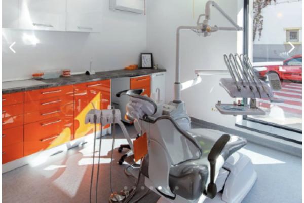 Welldental Dr. Pelea SRL - IMG_5442.jpg