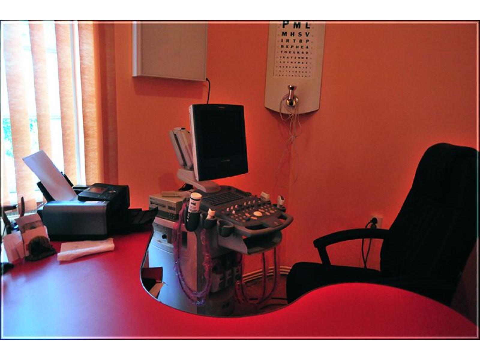 Centrul de Diagnostic Santa Vita Sighetu-Marmatiei - 6cabinet_Medicina_Interna_si__echografie_Doppler_color.jpg