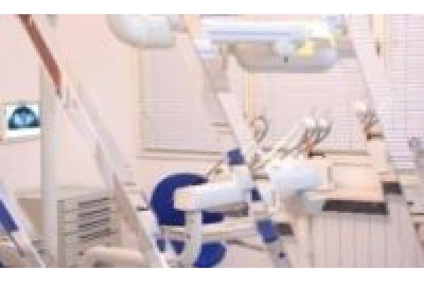 Dental Center Baneasa - consult6atie.jpg