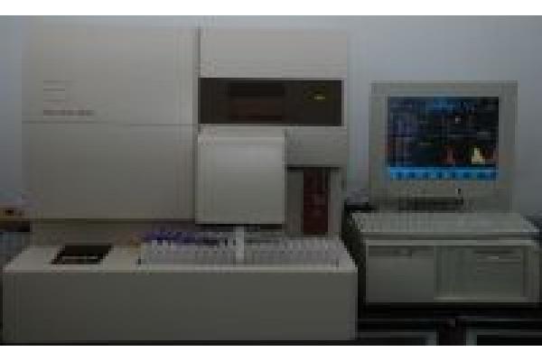 Hiperdia - Centre de diagnostic imagistic si laborator - analizor_laborator.jpg