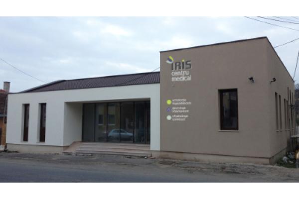 Clinica  Oftalmologica Iris Medical Center Dr. Meszaros Ferenc - CMIRIS_Tabla_02.jpg
