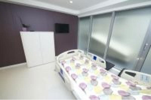 Clinica Zetta - 7_chirurgie_reconstructiva__640_427_95.jpg