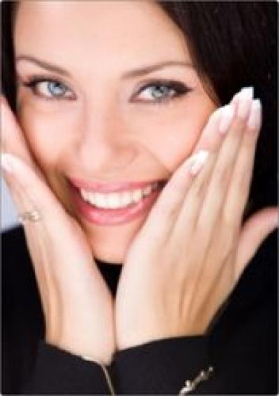 Mai mult decat zambet.