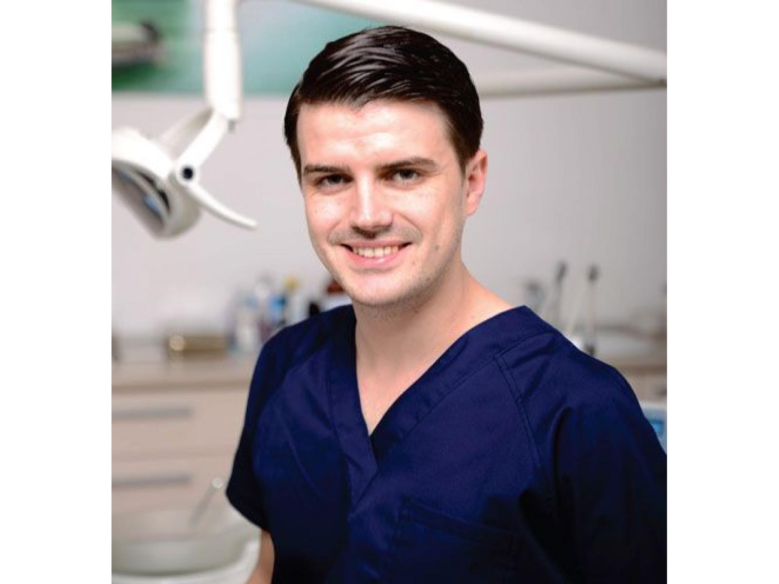 RBdental - detartraj_Dr_Razvan_Balcu.jpg