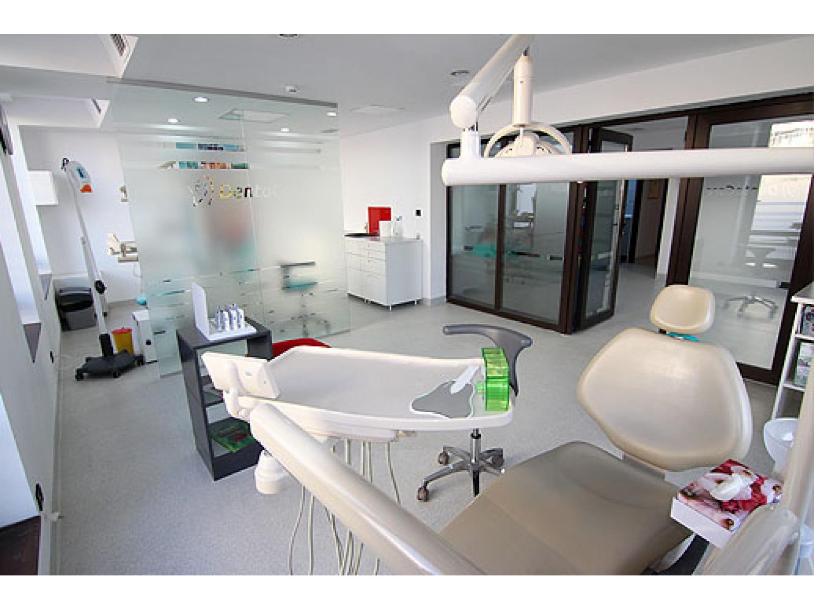 DentoCare - clinica-stomatologica-dentocare-4.jpg