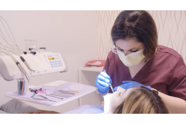 Clinica Dentica - slider-home_ortodontie.png