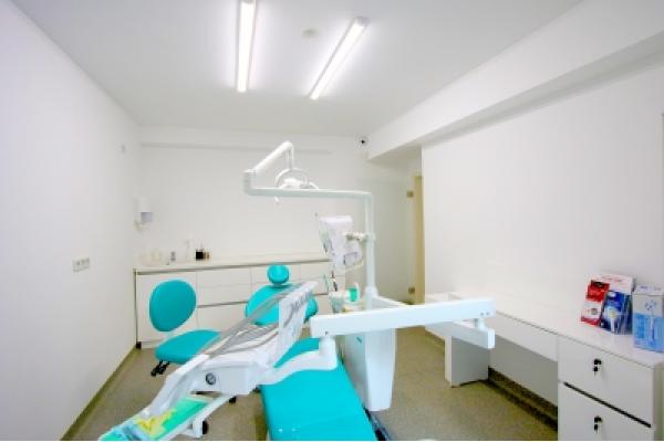 Dental Planet - 8.jpg