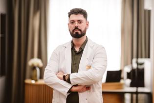 Dr.Cristian- Sebastian Leuce