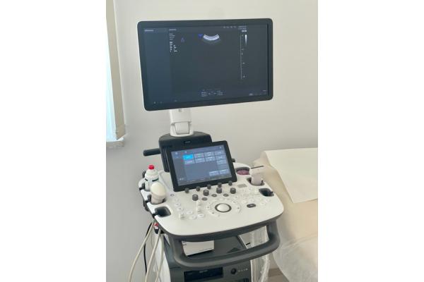 Cabinet medical nefrologie - ecograf-3d-4d-nefrologie-bacau-diagnostic-precis-rinichi.jpg