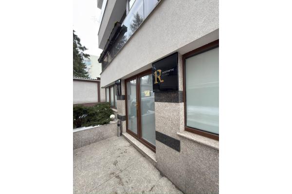 R1 Aesthetic Clinic - WhatsApp_Image_2026-01-19_at_11.58.49.jpeg