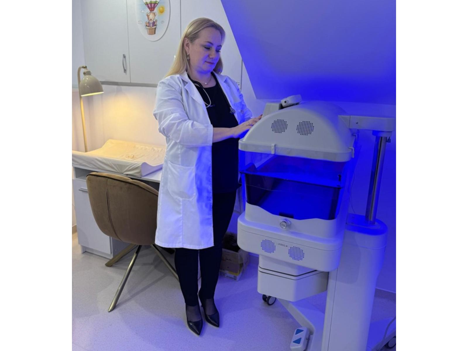 Armina ClinicMed - fototerapie-nou-nascut.jpg