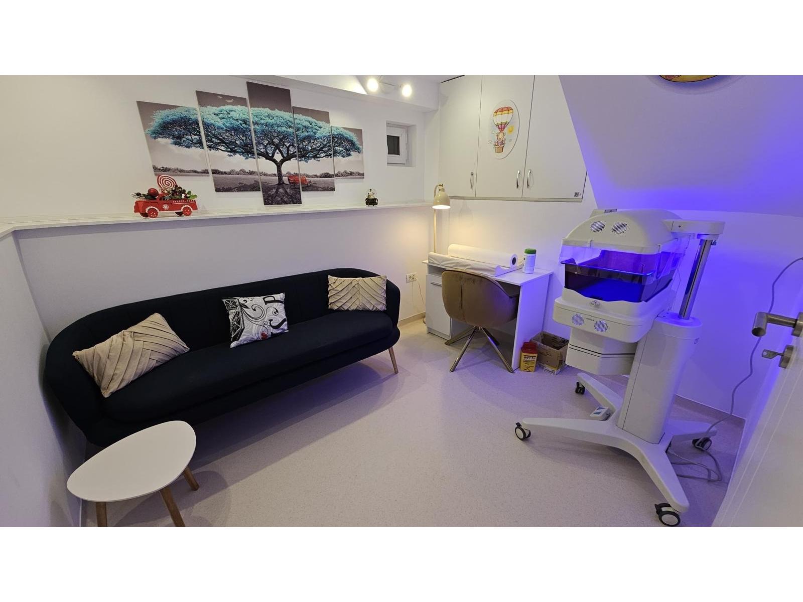 Armina ClinicMed - fototerapie.jpg