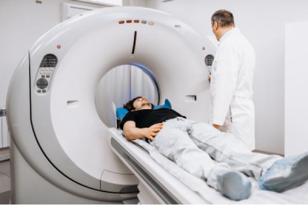 ScanMed - shutterstock_2520053913.jpg