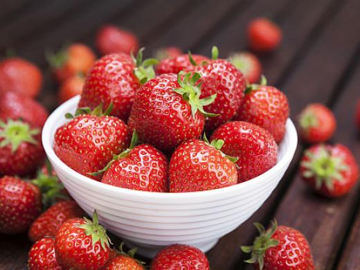 Capsunile: surse naturale de antioxidanti 