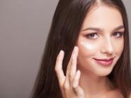 Crema de protectie solara - cum o alegem pe cea potrivita