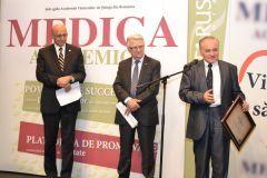 Specialistii sistemului medical au fost premiati in cadrul Galei Premiilor Medica Academica