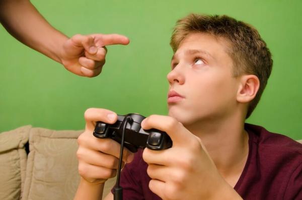 De ce scade autoritatea parentala la adolescenti
