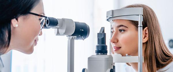 Ochelarii de vedere - cand si cum ne dam seama ca avem nevoie de ei