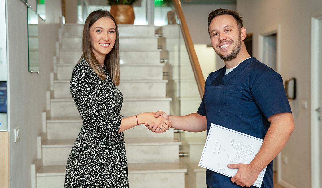 Clinica dentara din Arad unde sanatatea orala intalneste inovatia