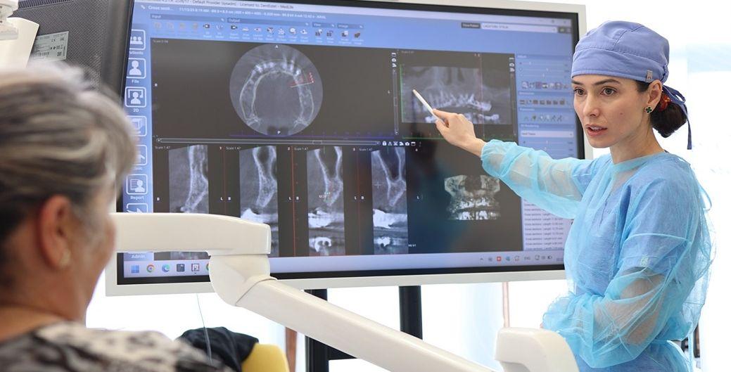 Implantul dentar pas cu pas: ce conteaza pentru un rezultat stabil si functional pe termen lung