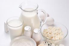 Ai intoleranta la lactoza? Afla ce produse din lapte poti manca