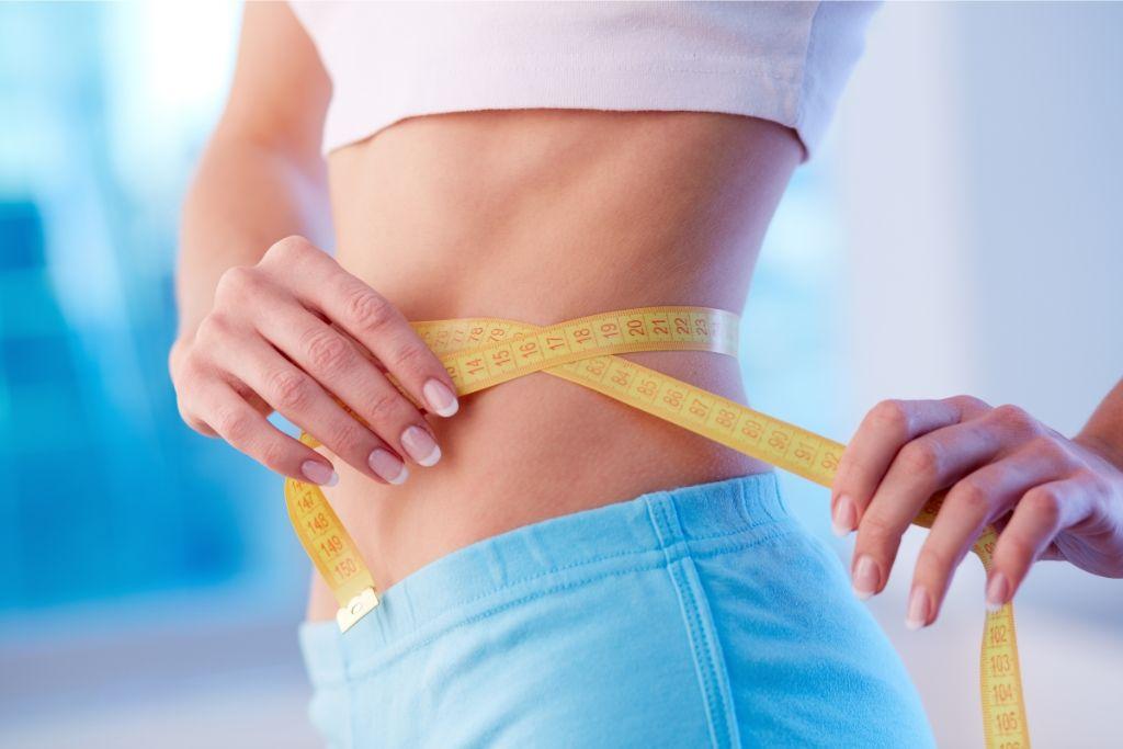 Cum sa slabesti fara sa pierzi masa musculara. Rolul dietelor VLCD si adevarul despre solutiile rapide
