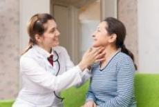 Confuzia dintre simptomele menopauzei si ale bolilor tirodiene