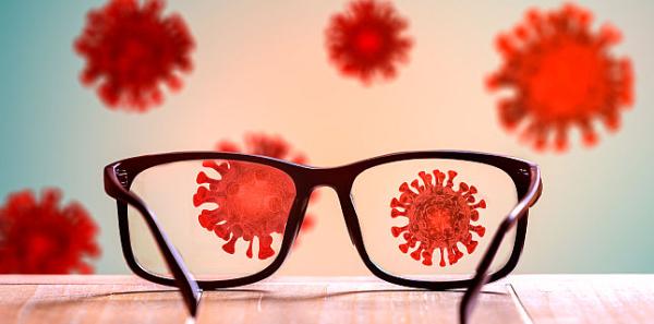 STUDIU. Persoanele care poarta ochelari sunt mai putin expusi la COVID-19
