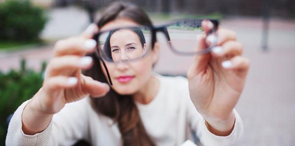 Ce este si cum se manifesta oscilopsia sau vederea oscilanta?