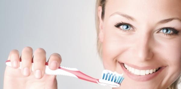 Principalele tehnici ale periajului dentar